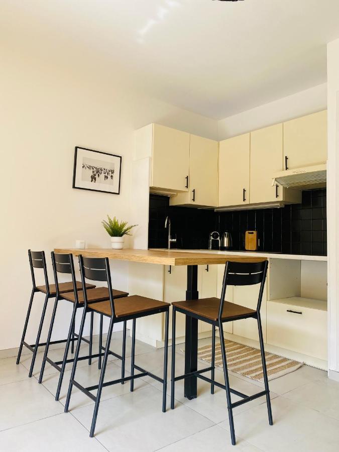 Les Tamaris Apartment Saint-Cyr-sur-Mer Exterior photo